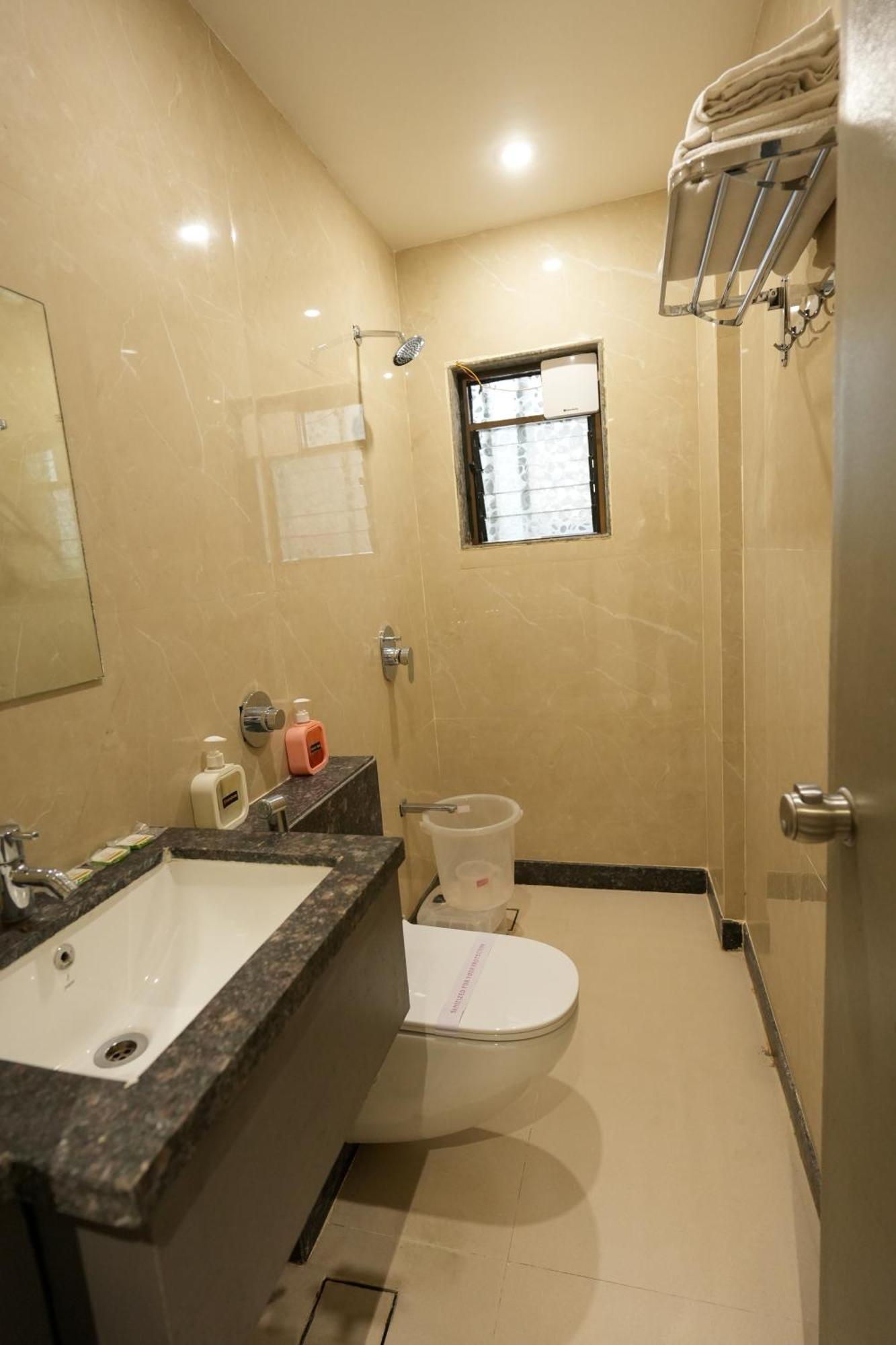 Hotel Sai Kamal Shirdi Exterior foto
